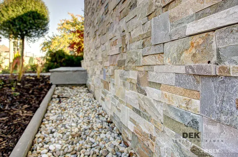 Q010 Golden Quartzite plošný díl - Lepený (0,378 m2)